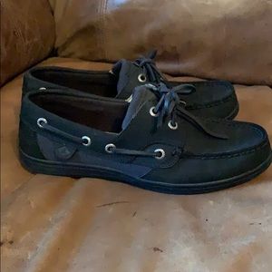 Women’s Sperry size 6